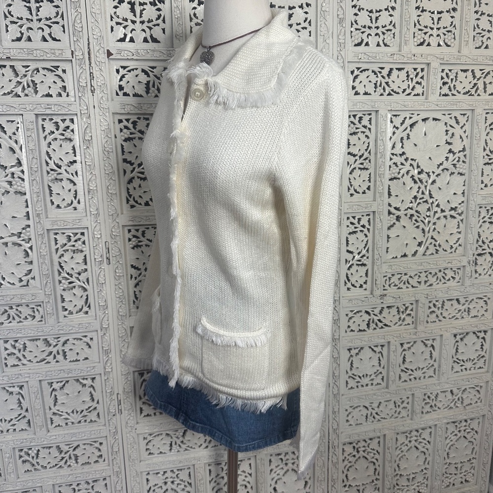 Chadwicks Ivory Button Up Cardigan With Fringe Trim & Pockets Sz Small - Picture 5 of 8